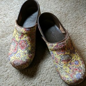 Sanita Floral Clogs